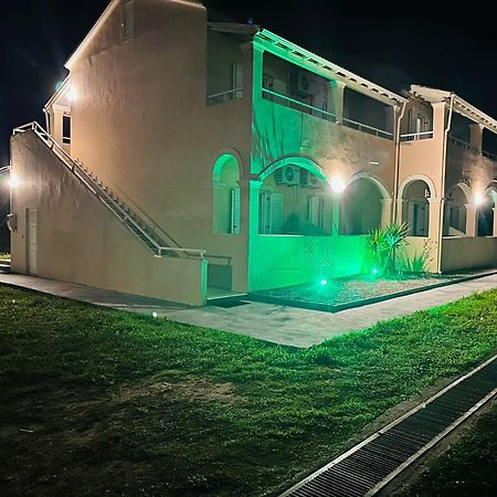 Marina Studios Sidárion Eksteriør billede