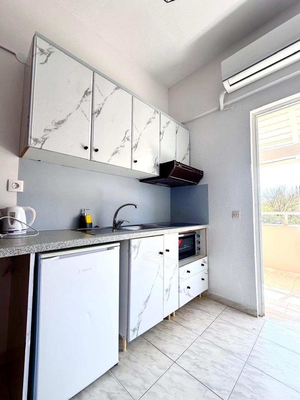 Marina Studios Sidárion Eksteriør billede